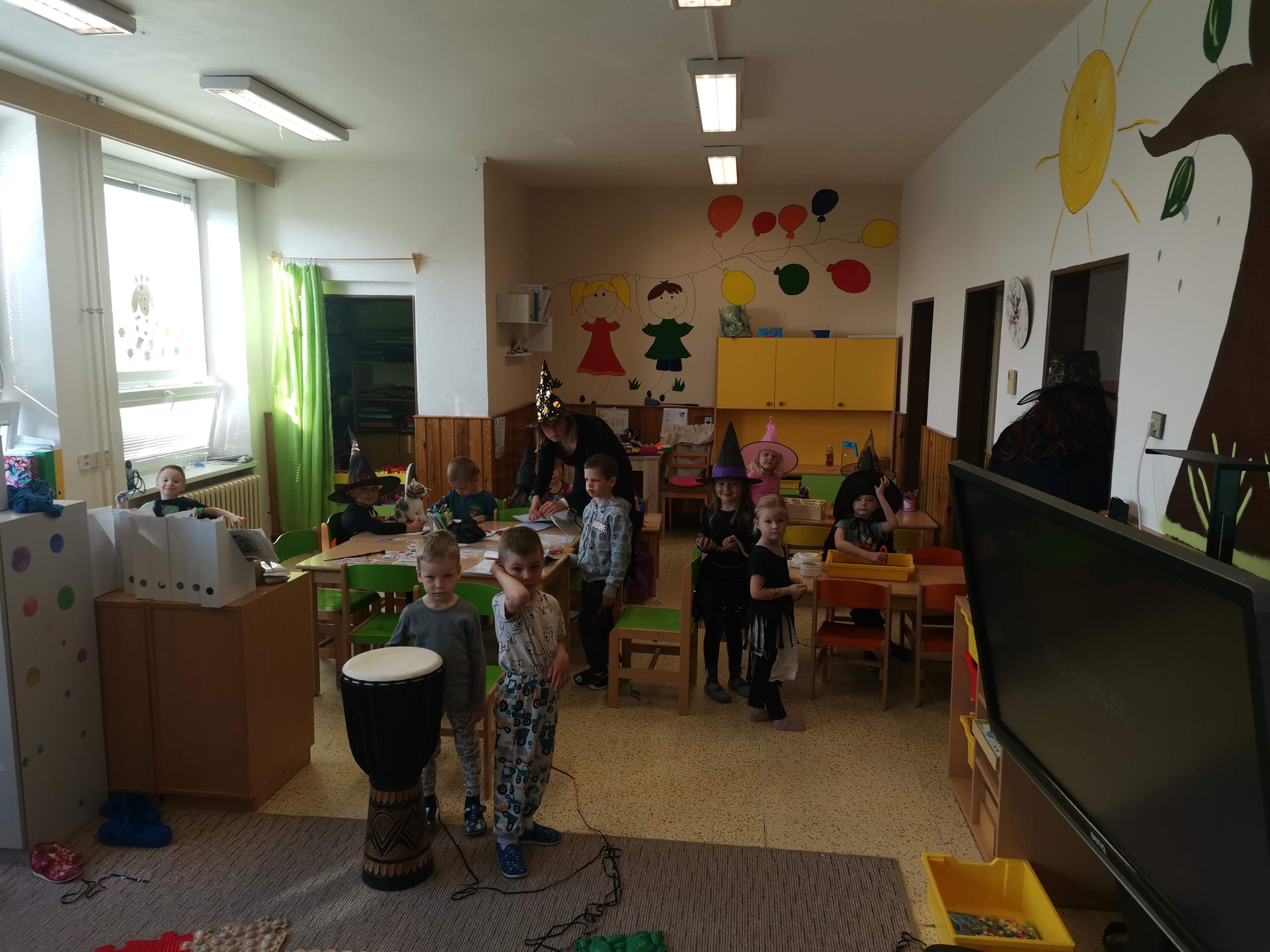 Duben a hasiči